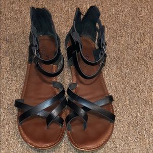 American Eagle Black Sandals